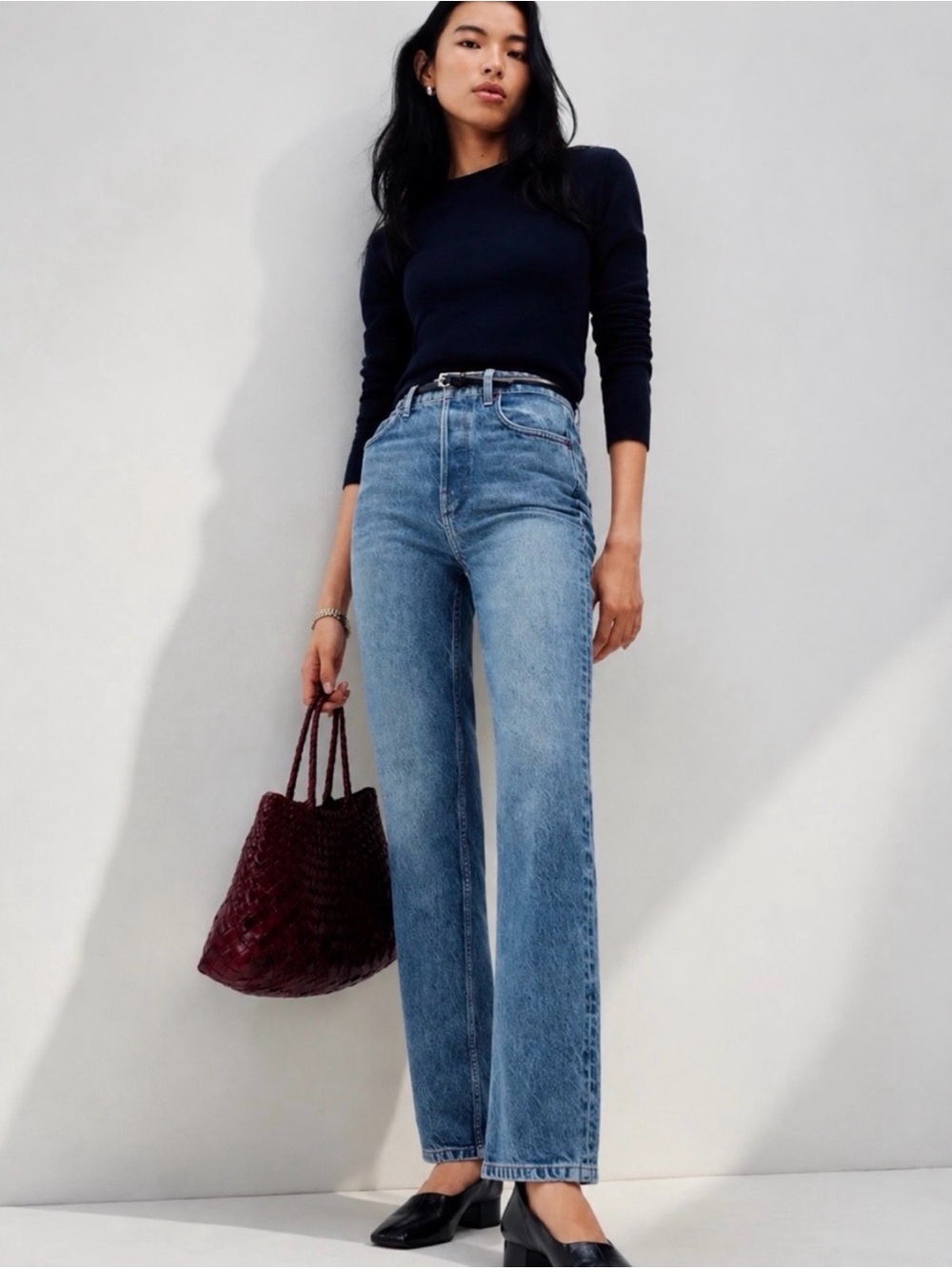 Reformation Cynthia High Rise Size 25 Jeans